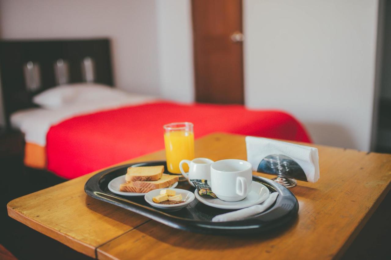 Hotel Excalibur Lima Zewnętrze zdjęcie